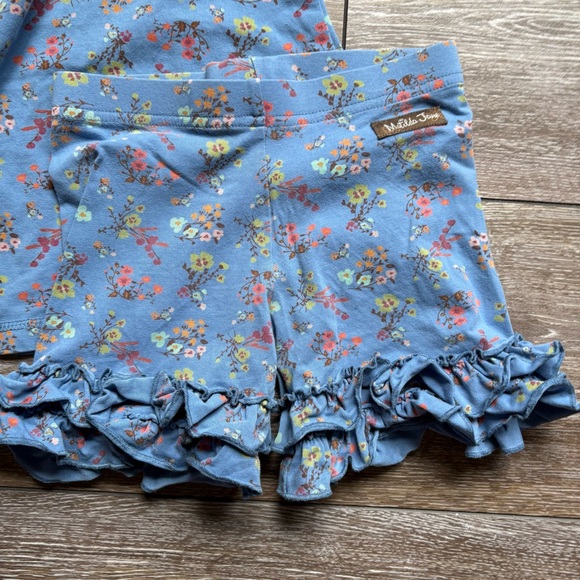 Lovely Garden Vault Pearl and Shorties - Picture 2 of 5